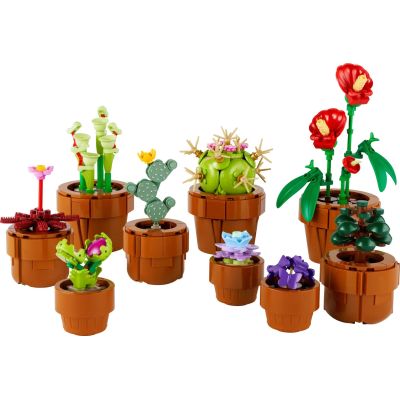 3. LEGO Icons 10329 - Little Plants