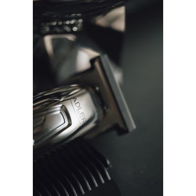 5. ADLER AD 2836s Silver USB Trimmer