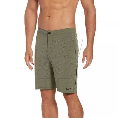 2. Nike Flow 9&quot; M NESSC515-240 shorts