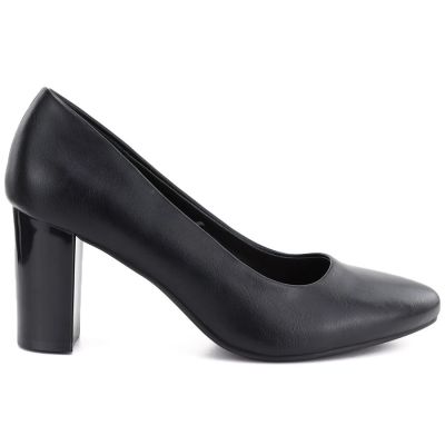 7. Women's black Sergio Leone PB131 pumps with a block heel