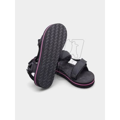 4. Lee Cooper W sandals LCW-24-05-2751L