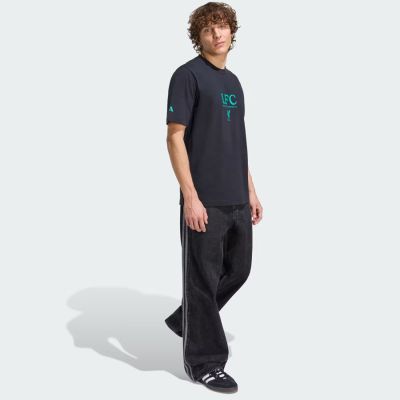 7. adidas Liverpool FC Tee JW5487