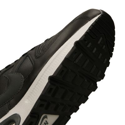 3. Nike Air Max Command Leather M shoes 749760-001
