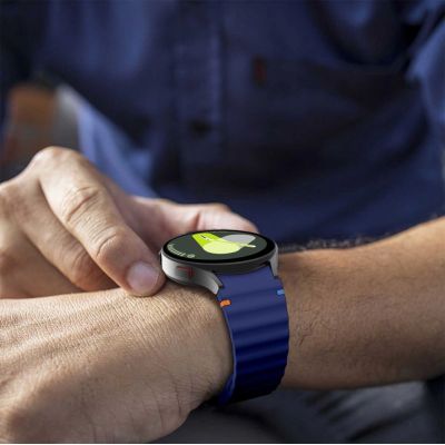 4. Tech-Protect Silicone Sport Strap for Samsung Galaxy Watch 4 / 5 / 5 Pro / 6 / 7 / FE - Blue