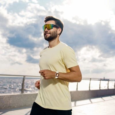 2. Tech-Protect Silicone Strap for Samsung Galaxy Watch 4 / 5 / 5 Pro / 6 / 7 / FE - Black