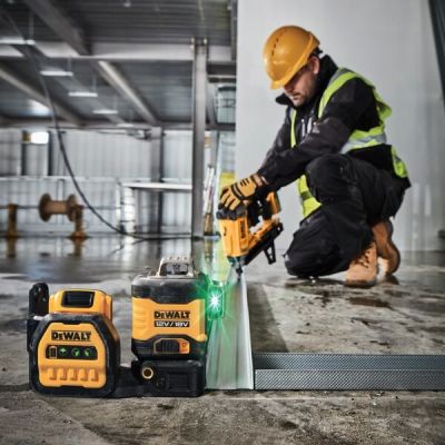 9. DeWALT DCE089NG18-XJ Rotary Level Linear Level 50 m