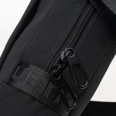6. WOLTURN backpack