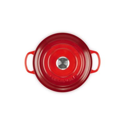 4. Le Creuset Signature Roaster Round 22cm Cherry