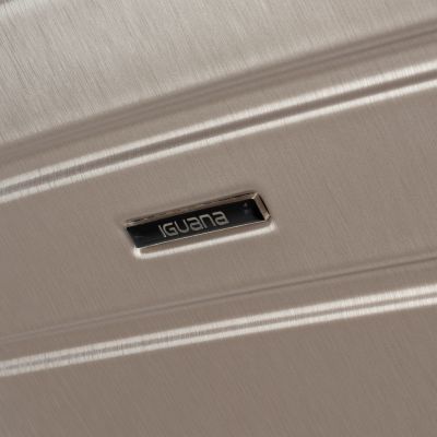 9. Hardside suitcase Iguana Murcia II 66 92800479884