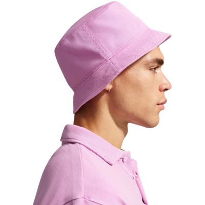 6. Nike Apex Hat Pink FB5381 503