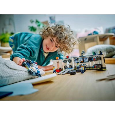 10. Illy X1 Manual Espresso Machine 1L