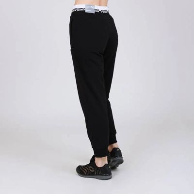 3. Puma Amplified W 585916 01 Pants