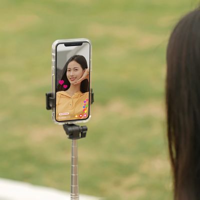15. Selfie stick WHS1Y telescopic tripod 1m with phone holder - black