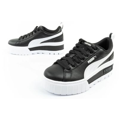 8. Puma Mayze women's sports shoes Sneakers platform black white fashionable