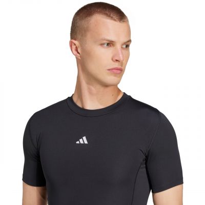 4. Adidas Techfit Short Sleeve Tee M JP4674