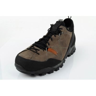15. Aku Nativa GTX W 635095 trekking shoes
