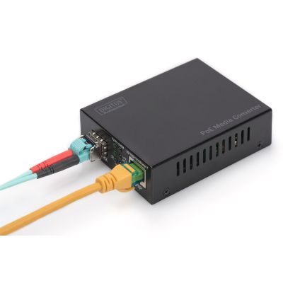 8. Gigabit PoE Media Converter, RJ45 / SFP, PSE