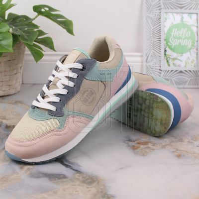 7. Big Star W INT1851 leather sneakers, multicolor