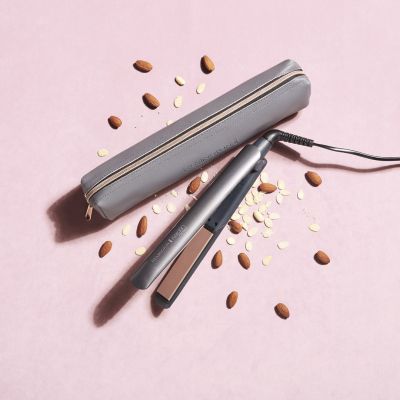 33. REMINGTON S8598 Straightener