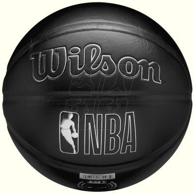 2. Wilson NBA Team Premiere Chicago Bulls Ball WZ4026405XB Basketball Ball