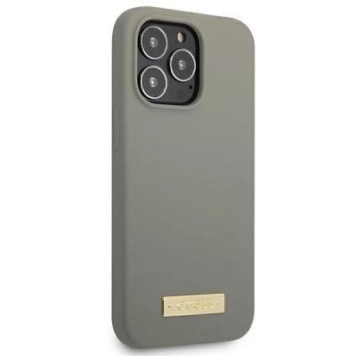 4. Guess GUHMP13XSPLG iPhone 13 Pro Max 6.7" grey/grey hard case Silicone Logo Plate MagSafe