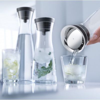 9. WMF 0617726040 1.5 l Black, Transparent