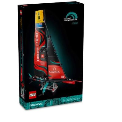 14. LEGO TECHNIC 42174 Emirates Team New Zealand AC75 Yacht
