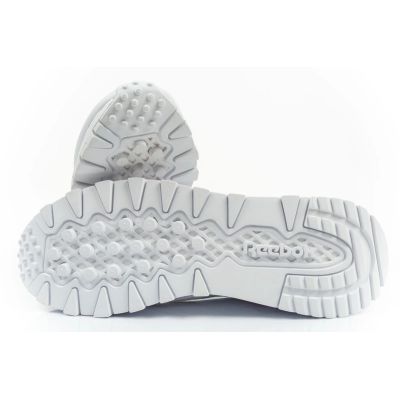 36. Reebok Legacy M GW9699 shoes