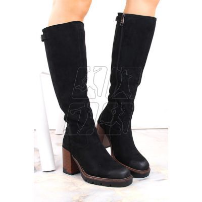 4. Vinceza W JAN258 suede high-heeled and platform boots, black