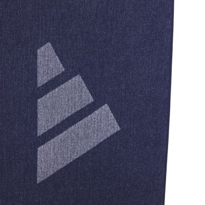 3. adidas Performance Pack Towel KE7417