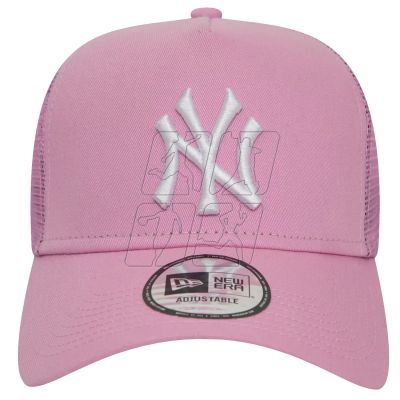 2. New Era League Essentials Trucker New York Yankees Cap 60435251