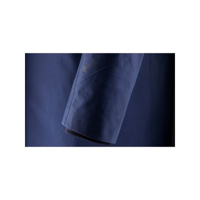 8. SAIL RACING RACE GORE-TEX COAT