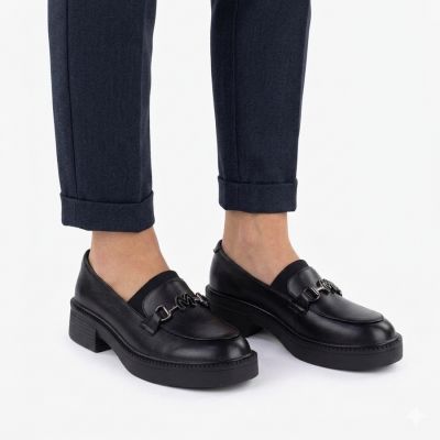 5. Women's leather lords moccasins with thick soles, black Vinceza 39985