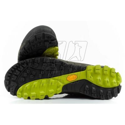 9. Aku Selvatica Mid Gore-tex M 672 653 shoes