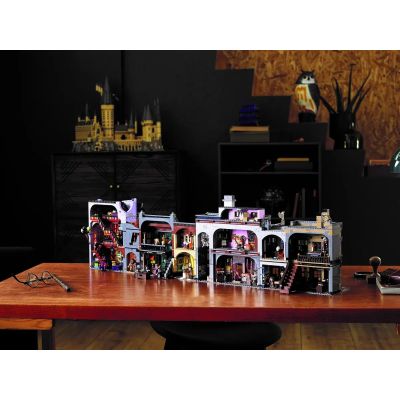 20. LEGO Harry Potter 75978 Diagon Alley