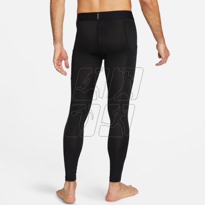 4. Nike Pro M FB7952-010 thermal pants