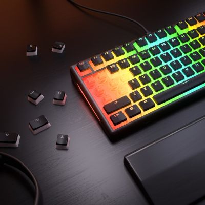 7. Glorious Gaming GMBK 75% USB QWERTY US English Keyboard Black