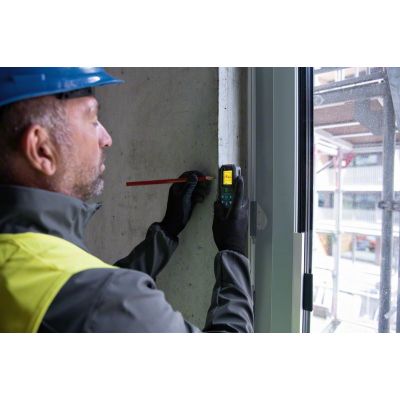8. Bosch GLM 50-25 G Professional