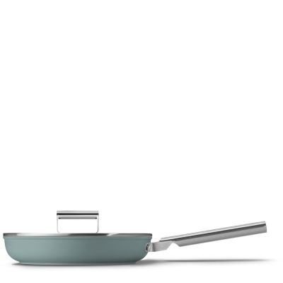 8. Smeg FPF2802CRM Round Universal Frying Pan