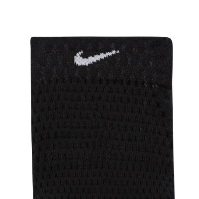 8. Nike Unicorn Socks DQ7597 010
