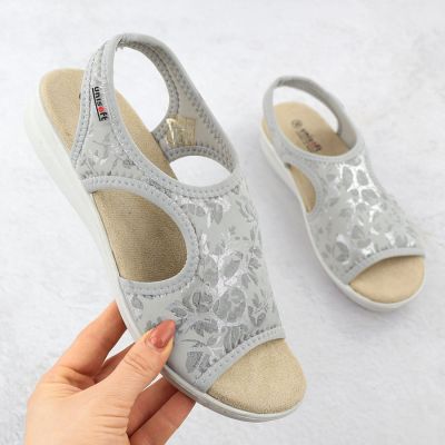 Women's elastic high heel sandals with floral pattern, gray Unisoft 7196