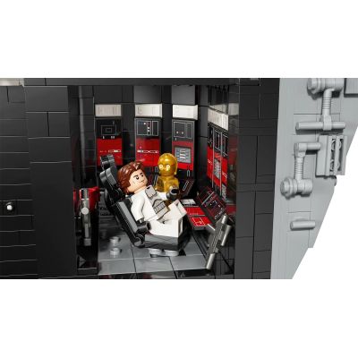 7. LEGO STAR WARS 75419 Death Star (Ultimate Collector Series)
