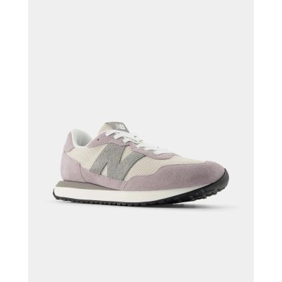 2. Men’s Classic New Balance 237 Lifestyle Shoes (M2379XU)