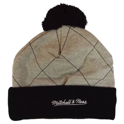 2. Mitchell & Ness NBA Quilted Pom Beanie HWC Chicago Bulls