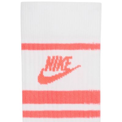 8. Nike NK Nsw Everyday Essential CR Socks 3 Pairs White DX5089 100