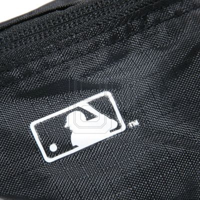 2. New Era MLB New York Yankees Waist Bag 60137393