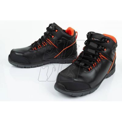 8. Dismantle S1P M Trk130 safety work shoes