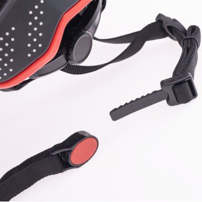 15. Radvik slag helmet 92800354330
