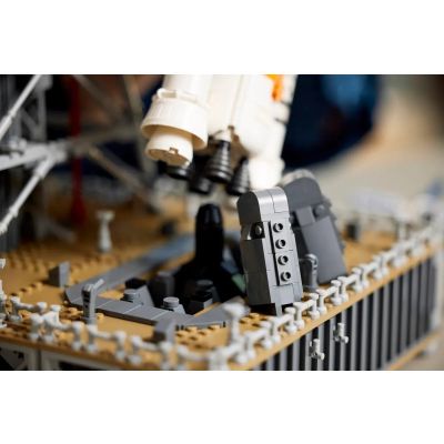 7. LEGO Icons 10341 NASA Artemis SLS Rocket