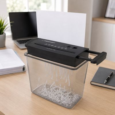 11. Esperanza BLADE EN104 document shredder